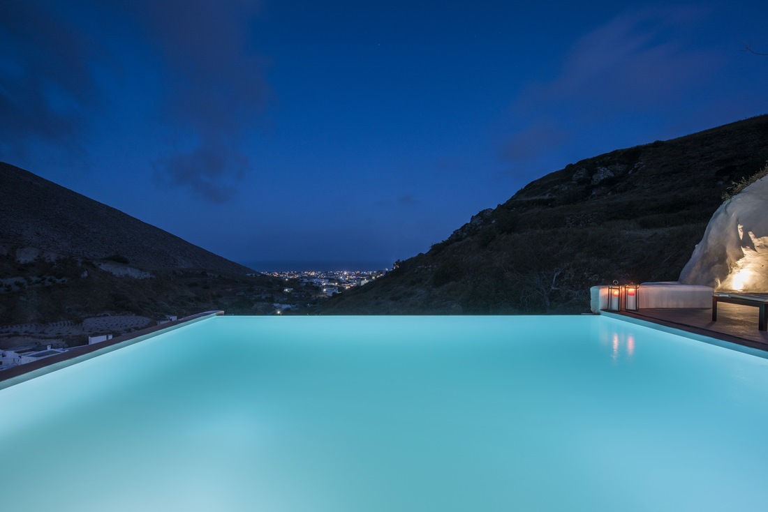 Click to enlarge image Luxury_Santorini_Villas_Narcissus_104.jpg